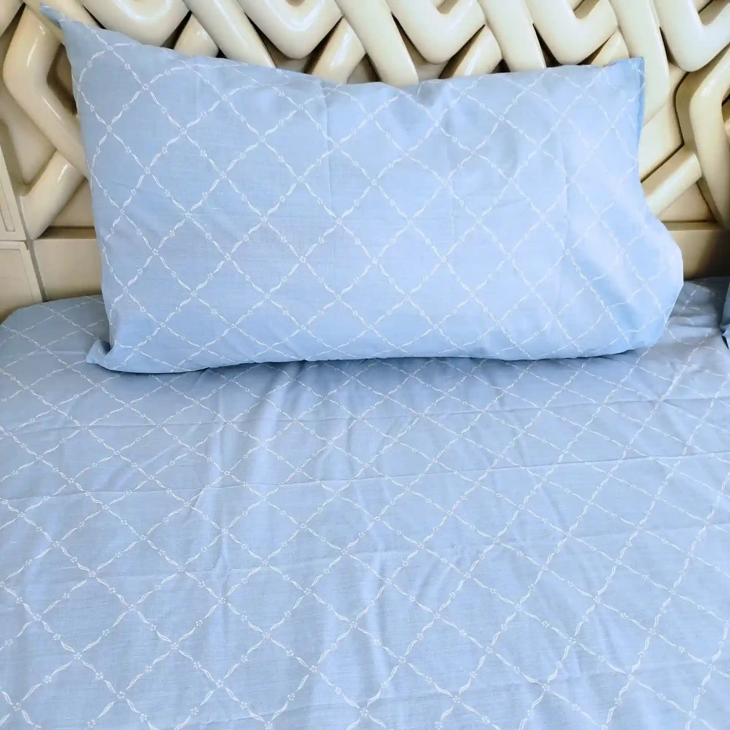 Skyline Grid Bedsheet Set