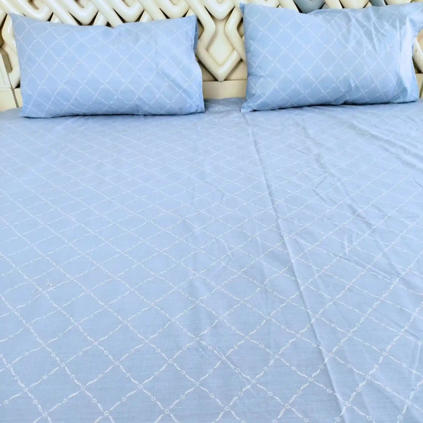 Skyline Grid Bedsheet Set