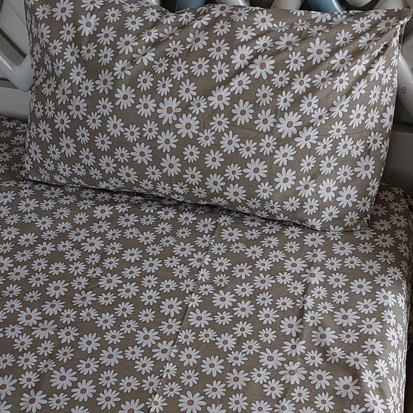 Eden Bedsheet Set Pillow Cover